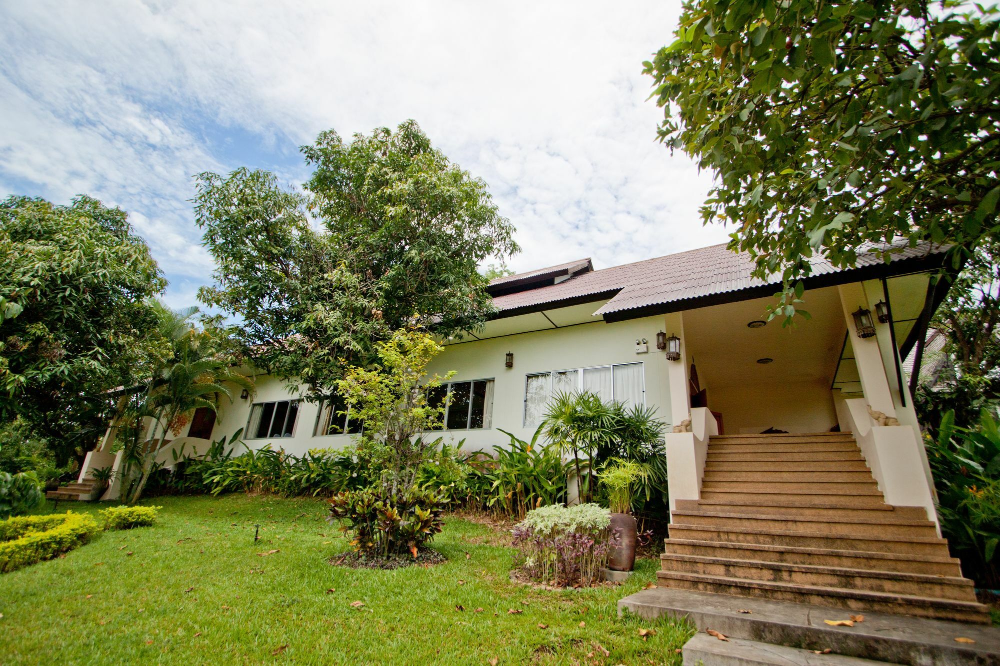 Touch Star Resort - Doi Inthanon Чом Тхонг Экстерьер фото