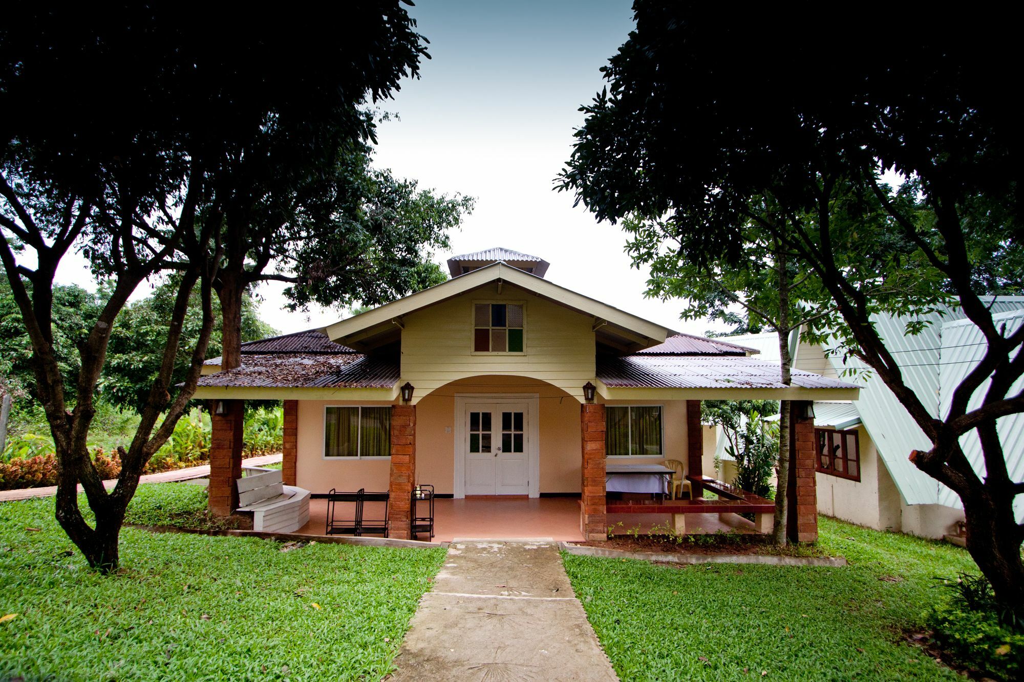 Touch Star Resort - Doi Inthanon Чом Тхонг Экстерьер фото