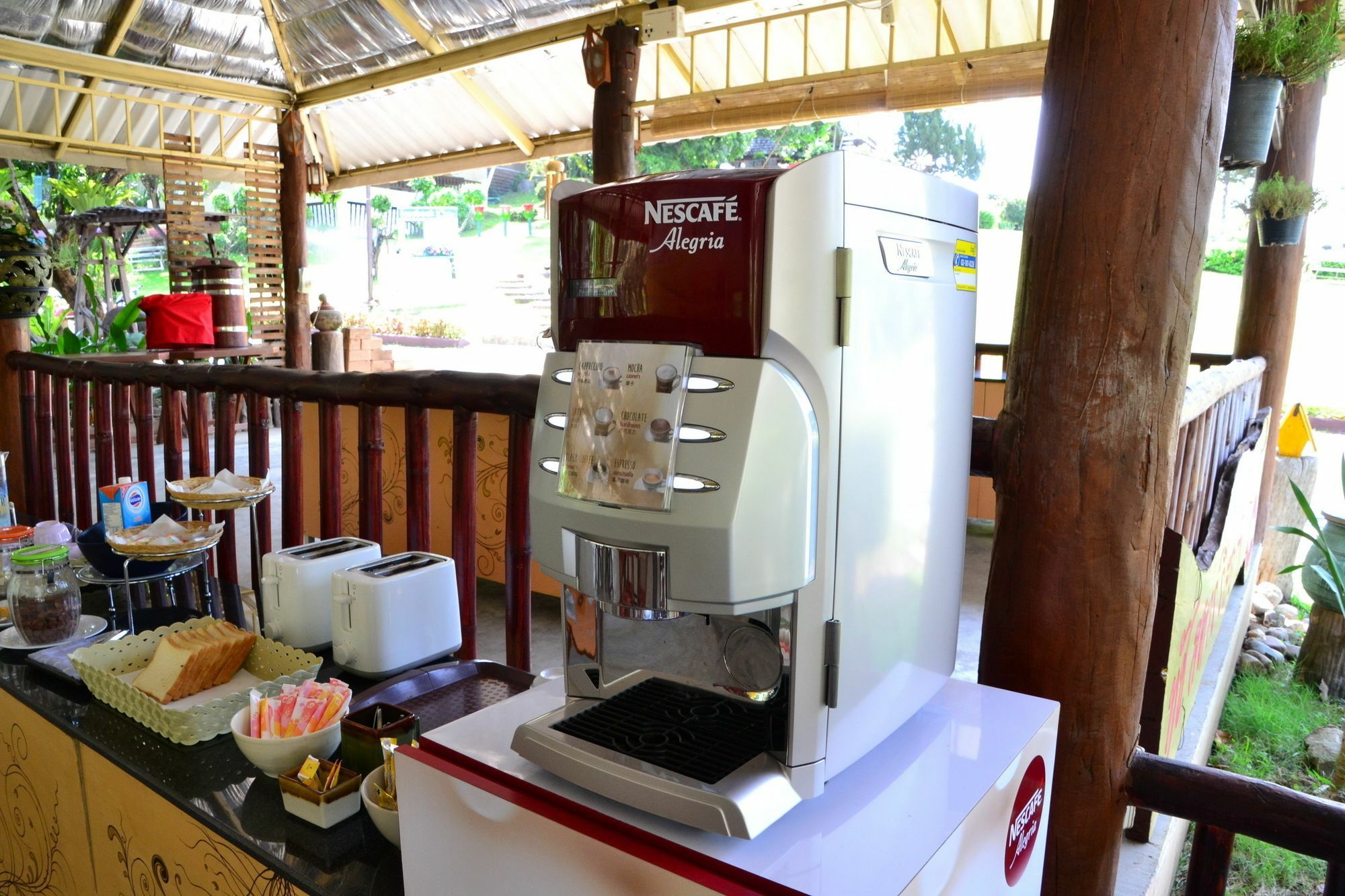 Touch Star Resort - Doi Inthanon Чом Тхонг Экстерьер фото